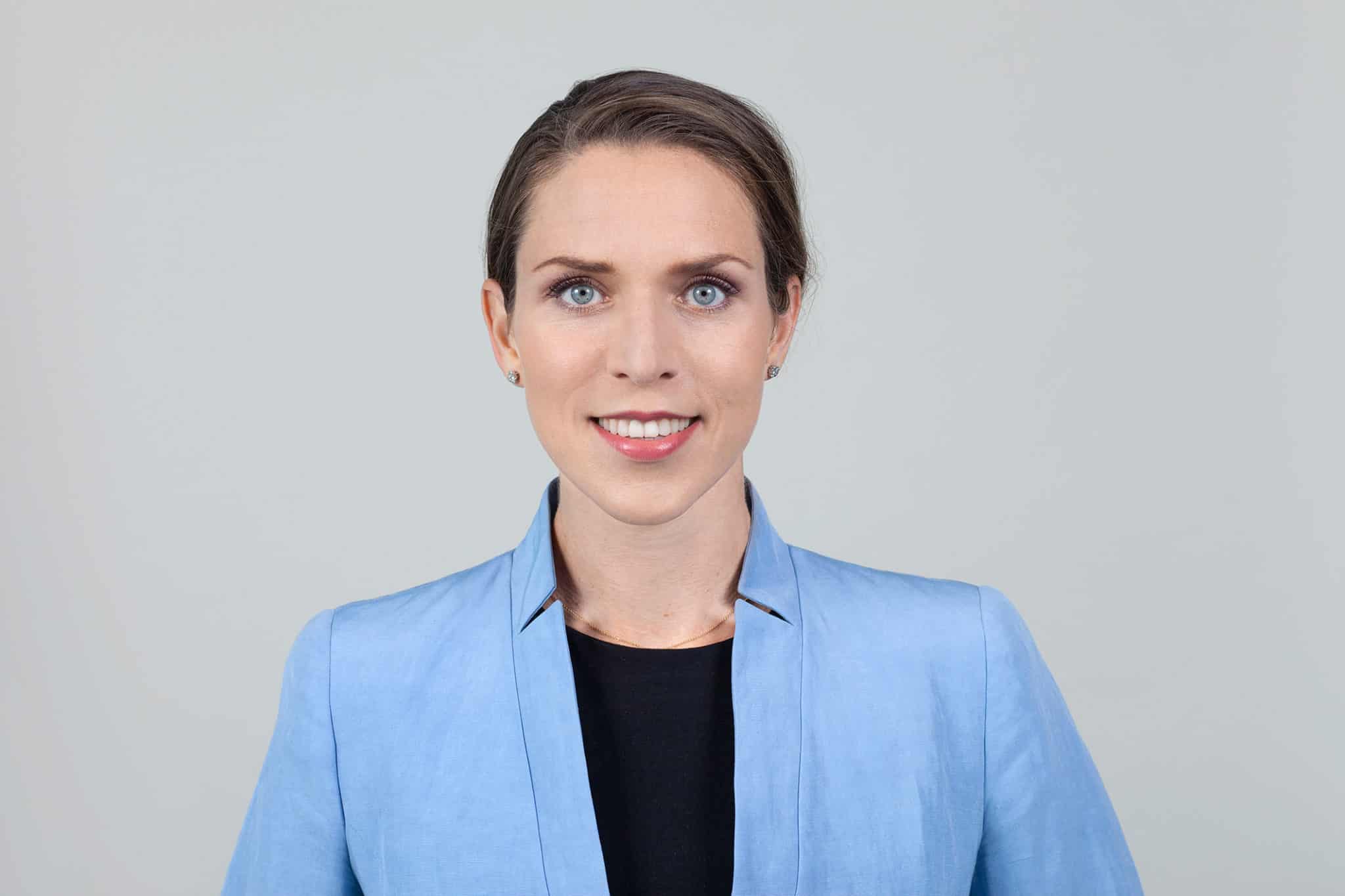 julia-karl-ist-neue-partnerin-bei-ey-law-ey-law