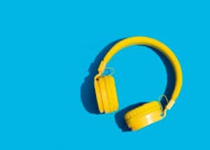 Podcast AI - EY Law - Mensch Maschine KI Künstliche Intelligenz - AI EY Law Rechtsanwalt Martin Hanzl