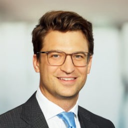 Rechtsanwalt M&A Georg Perkowitscch, EY Law