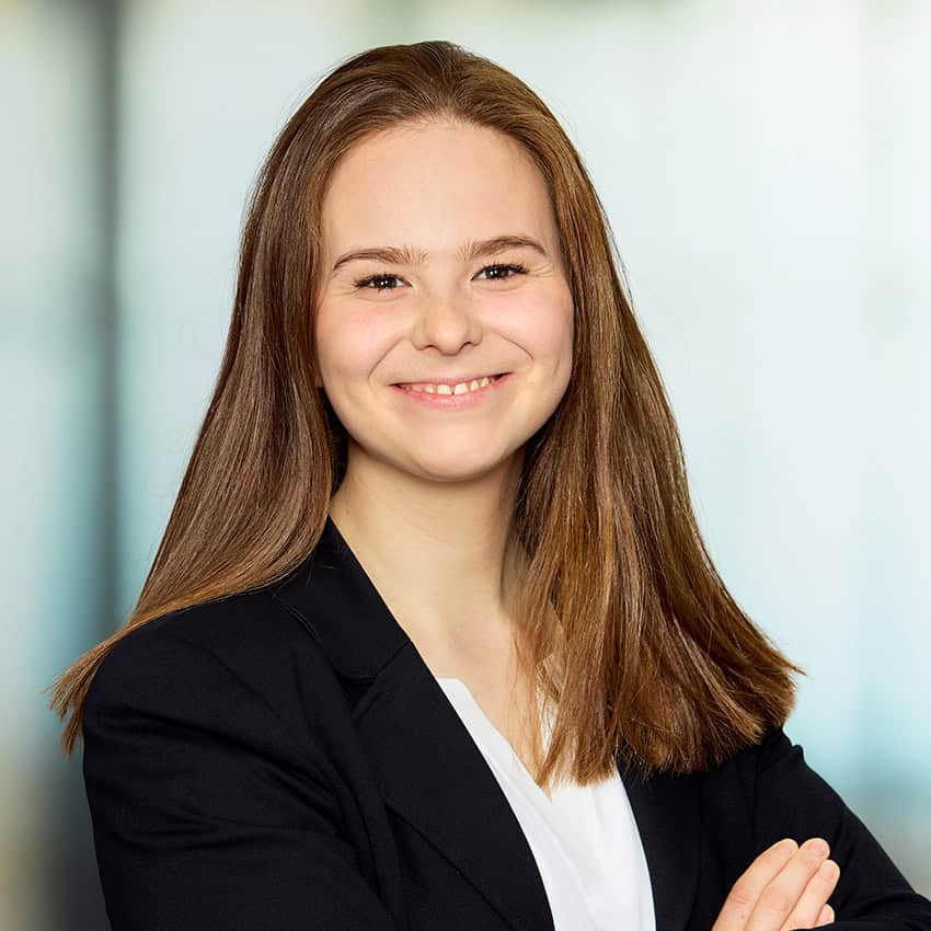 Porträtfoto von Theresa Schürz